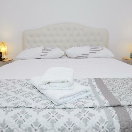 Apartman Zara Apartment Екстериор снимка