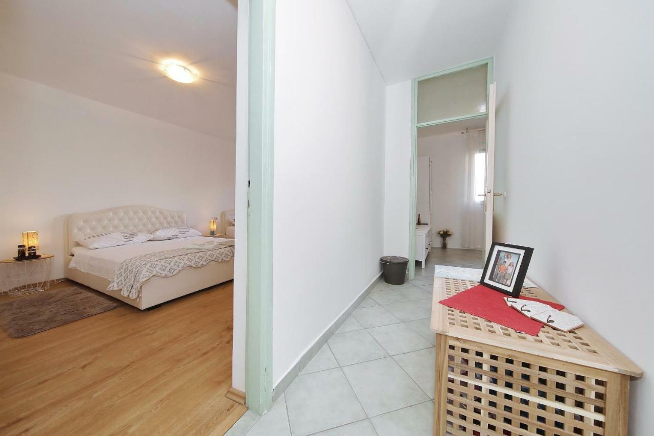 Apartman Zara Apartment Екстериор снимка