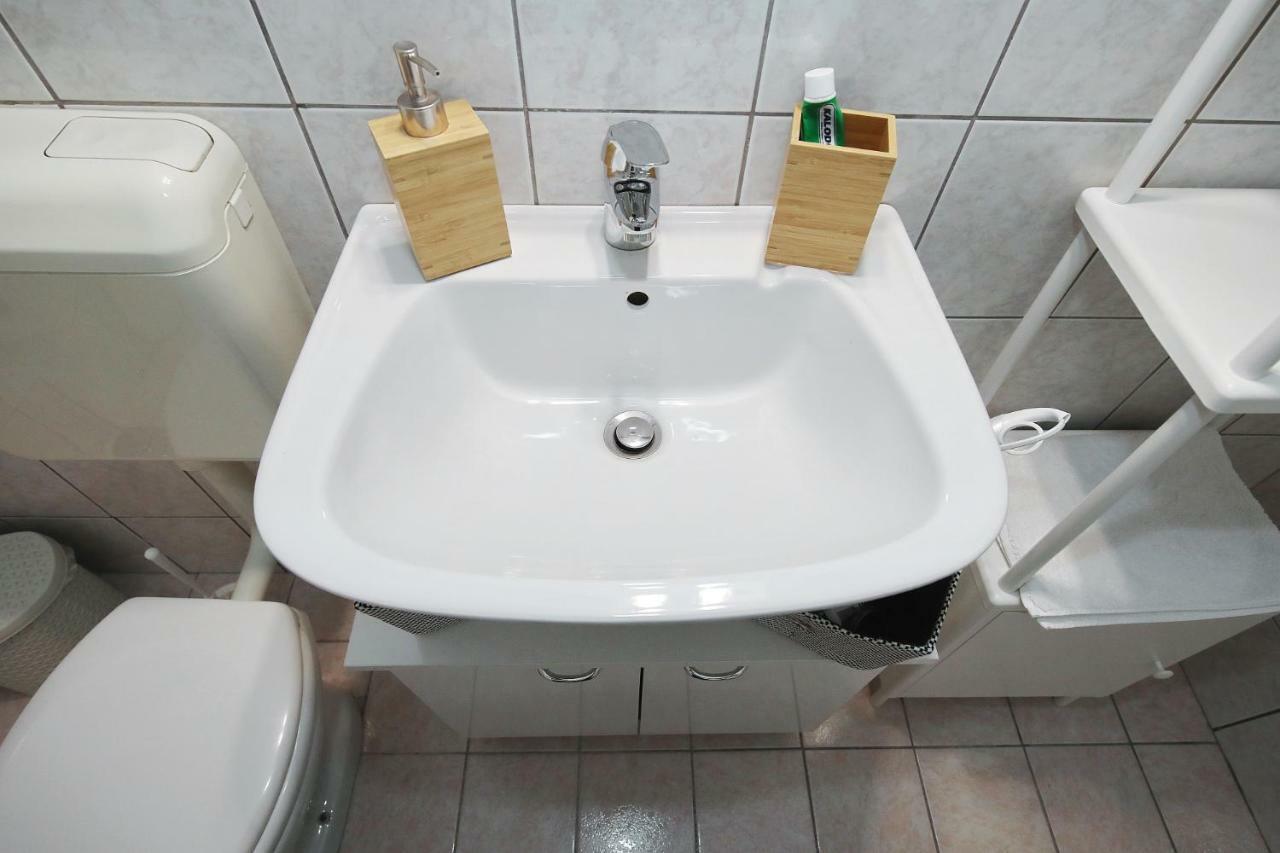 Apartman Zara Apartment Екстериор снимка