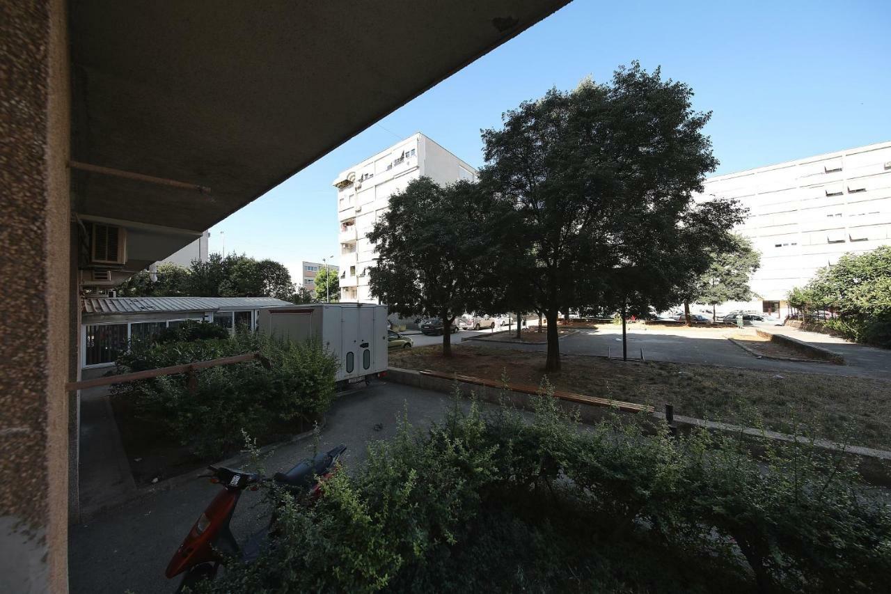 Apartman Zara Apartment Екстериор снимка